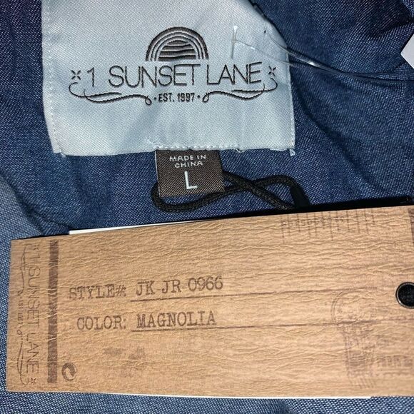 1 Sunset Lane Chambray Lightweight Jacket - Picture 5 of 6